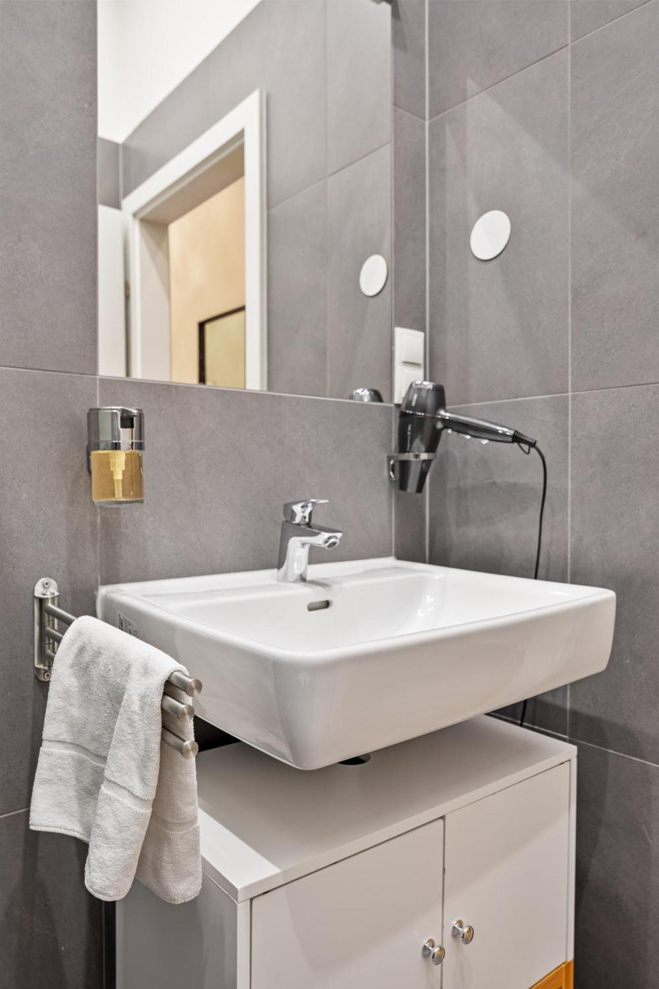 522 Mbits Wifi Air Con Free Parking Apartment Vienna Exterior photo
